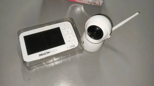 Vigila bebés Dragon Touch