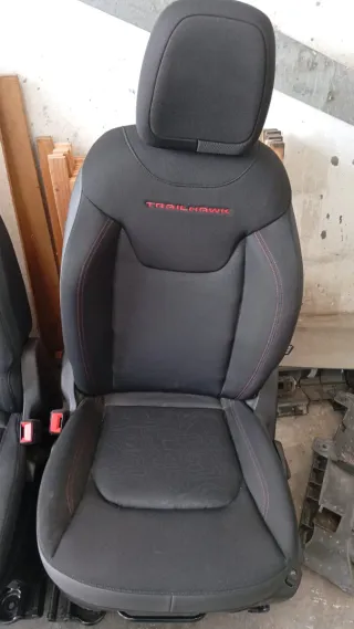 Asientos Jeep Renegade 2022