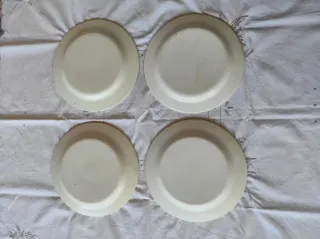 4 Piatti in Ceramica 1810