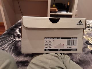 Zapatillas Adidas Blancas y Rosas  Advantage Base