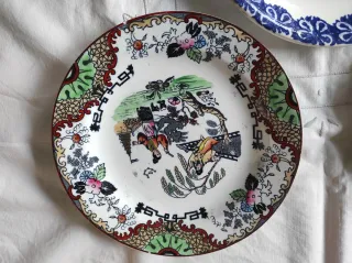 Servizio maiolica 6 piatti decorati