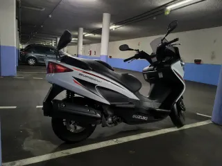 Suzuki Burgman 200