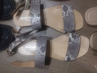 Sandalias mujer negras y doradas