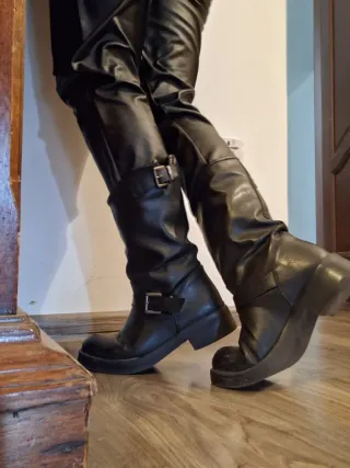 Stivaletti similpelle n.37