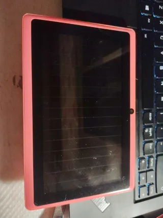 Tablet rosa para piezas