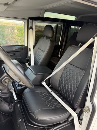 Land Rover Defender 2016