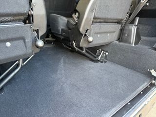 Land Rover Defender 2016