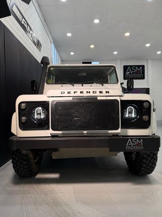 Land Rover Defender 2016