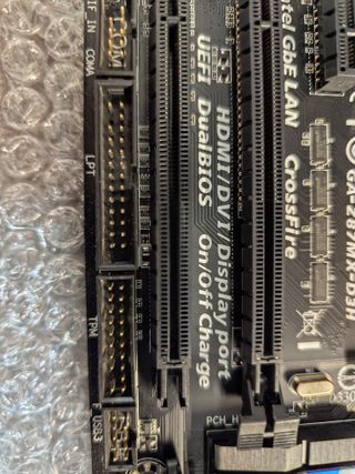 Placa Base Gigabyte GA-Z87M-D3H LGA1150