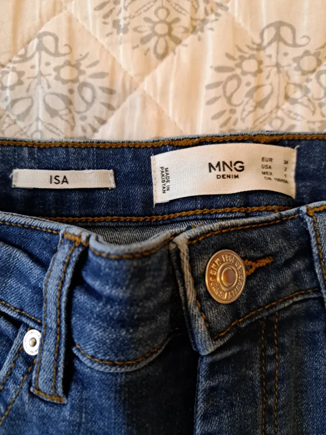 Vaqueros Mango ISA azul oscuro