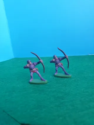 Personaggi Metal Archers in stile Warhammer