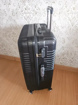 Maleta de viaje negra 25kg 75x45x35 