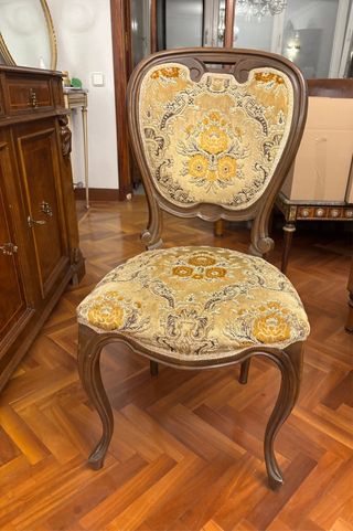 Sillas antiguas tapizadas madera