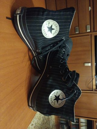 Converse Talla 40 Negras