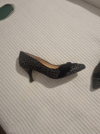 Zapatos fiesta piel leopardo talla 39