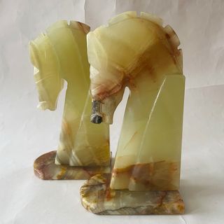 Caballos de Ónix