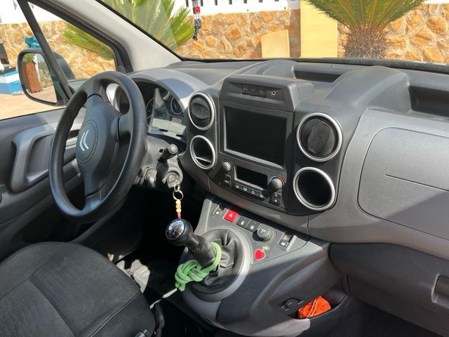 Citroen Berlingo 2017 blue hdi 20 aniversario