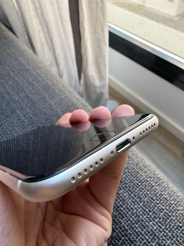 iPhone SE3 128GB Blanco