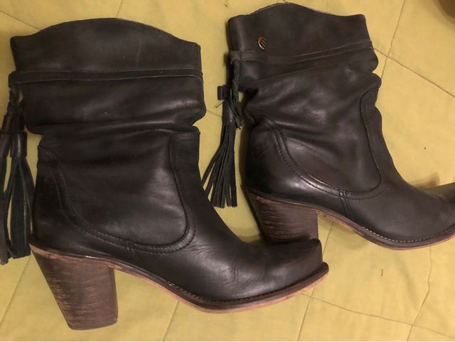 Botines Mustang Negros Mujer