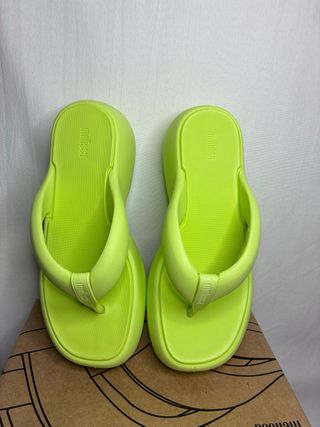 ¡NEON! Chanclas Plataforma MELISSA T.41/42 