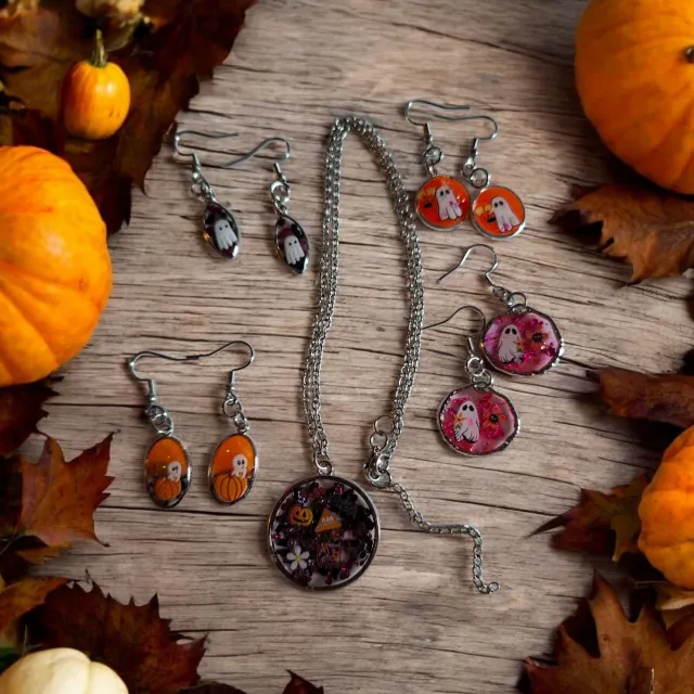 50%Pendientes y collar halloween