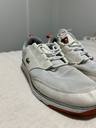 Zapatillas Lacoste Blancas y Grises