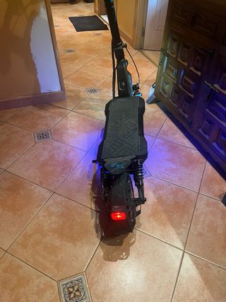 Patinete Eléctrico con Luces LED