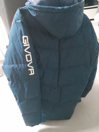 Chaqueta deportiva Givova hombre azul y roja