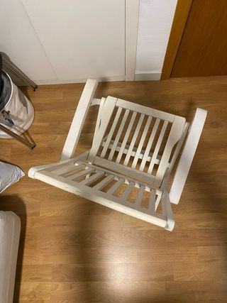 Silla plegable de jardín blanca de madera
