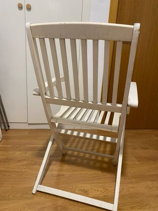 Silla plegable de jardín blanca de madera