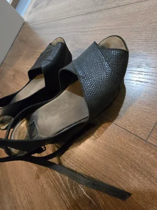 Sandalias Vialis Piel Negra