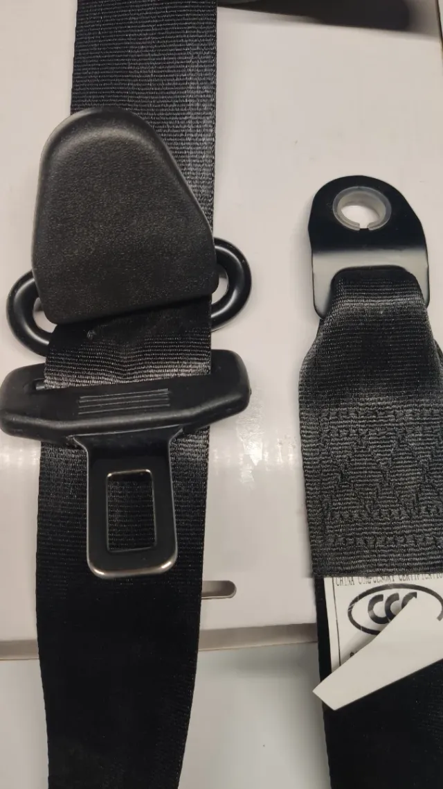 Cinturón de seguridad coche