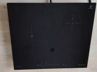 Placa de inducción negra