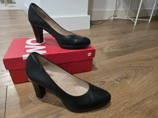 Zapatos Wonders piel negros tacón plataforma