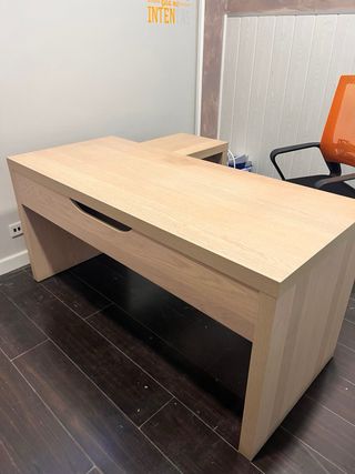 Mesa escritorio Ikea Malm extensible