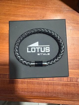 Pulsera LOTUS STYLE trenzada negra y plateada