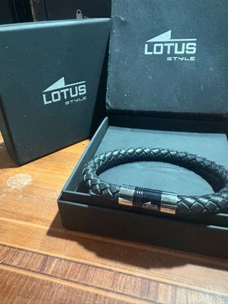 Pulsera LOTUS STYLE trenzada negra y plateada