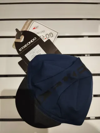 Gorra Etxeondo Gore-Tex Windstopper Azul