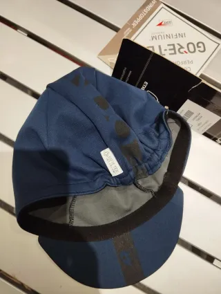 Gorra Etxeondo Gore-Tex Windstopper Azul