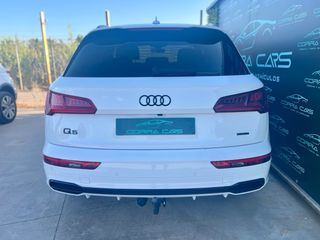 Audi Q5 2019 Black-Line