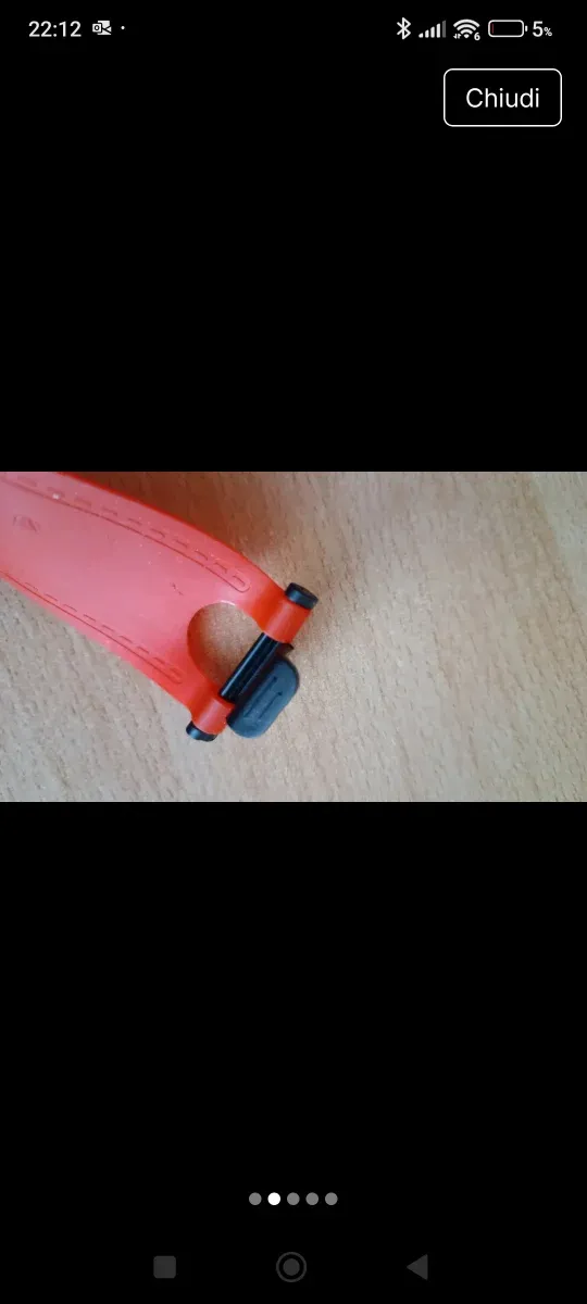 Supporto auto per volante smartphone