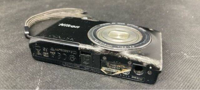 Cámara Nikon Coolpix S2700