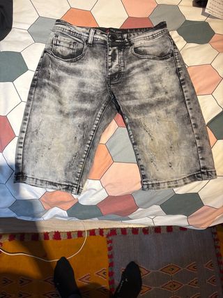 AREA ZERO Pantalones Cortos Grises Desgastados