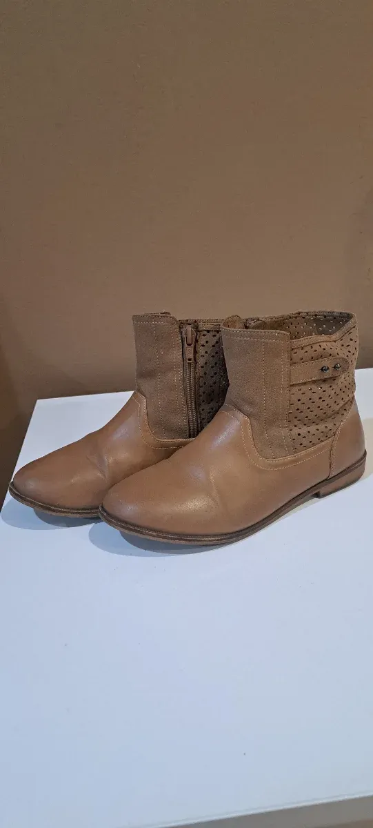 Botines niña beige/marrón