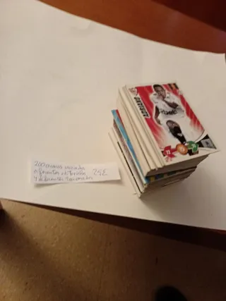 Cromos de fútbol variados  Precios en las fotos