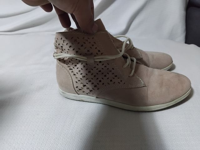Botines Beige/Rosa con Cordones