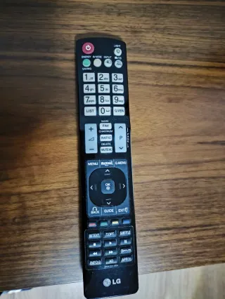 Televisor LG Negro 78cmx50cm