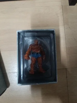 Figura de plomo Cosa Marvel