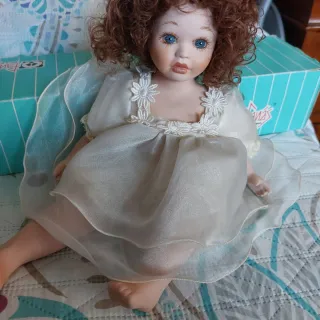 Bambola in porcellana ISABEL e JORGE