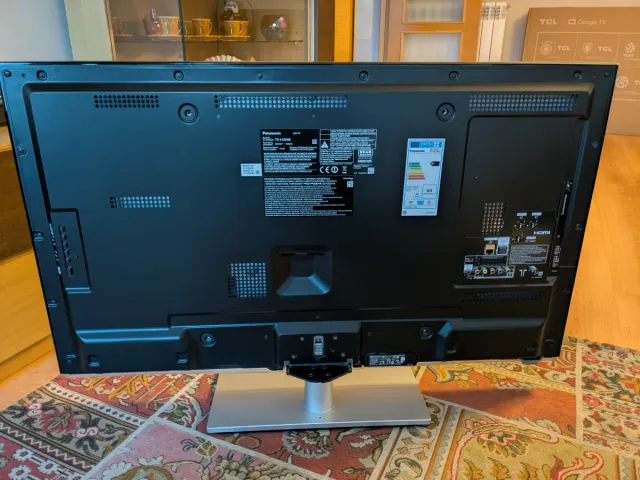 Televisión Panasonic 42 pulgadas Plateada